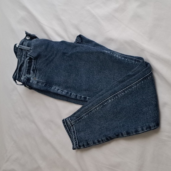 Old Navy Super Skinny High Rise Jeans - Picture 2 of 4